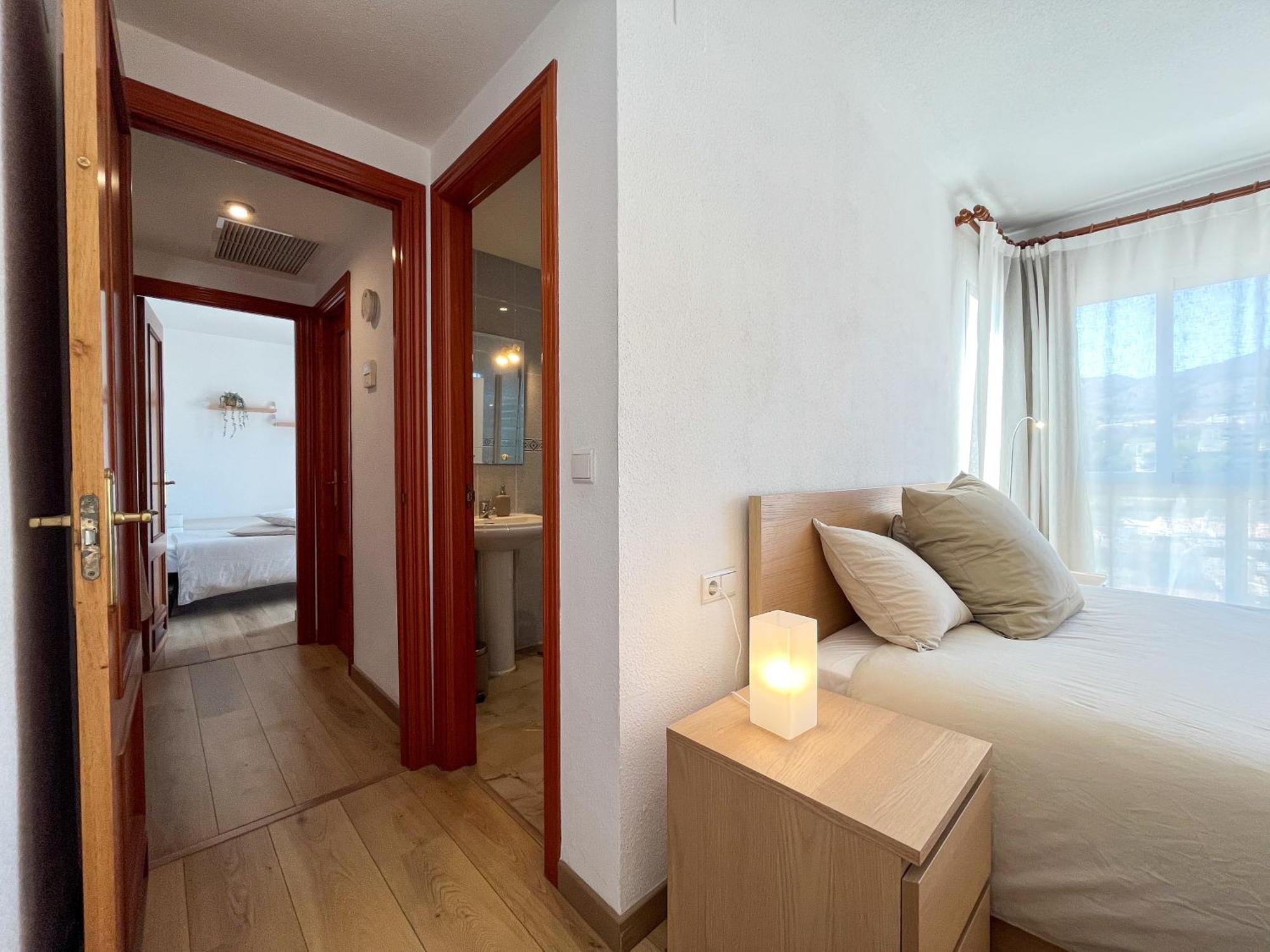 Appartement Spacieux Avec Terrasse Et Piscine Бенальмадена Экстерьер фото