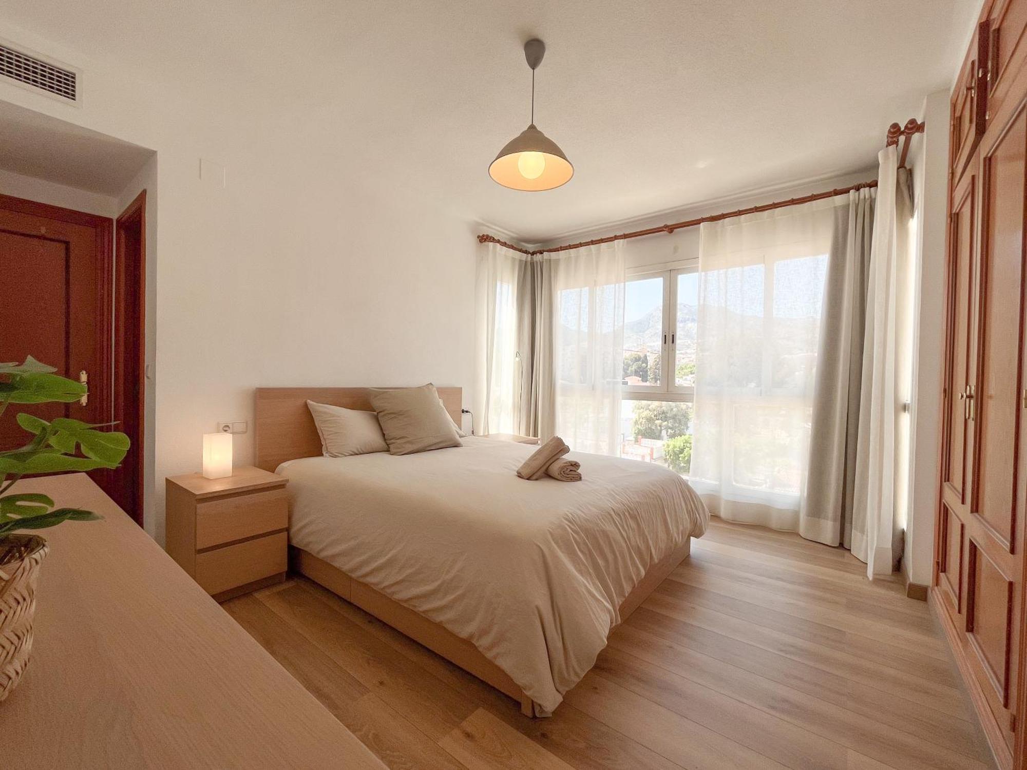 Appartement Spacieux Avec Terrasse Et Piscine Бенальмадена Экстерьер фото