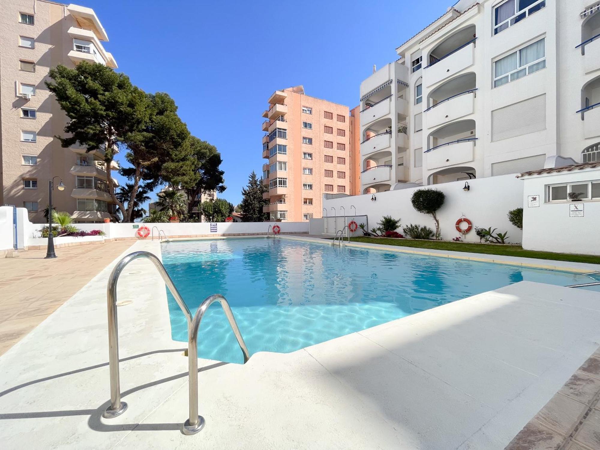 Appartement Spacieux Avec Terrasse Et Piscine Бенальмадена Экстерьер фото